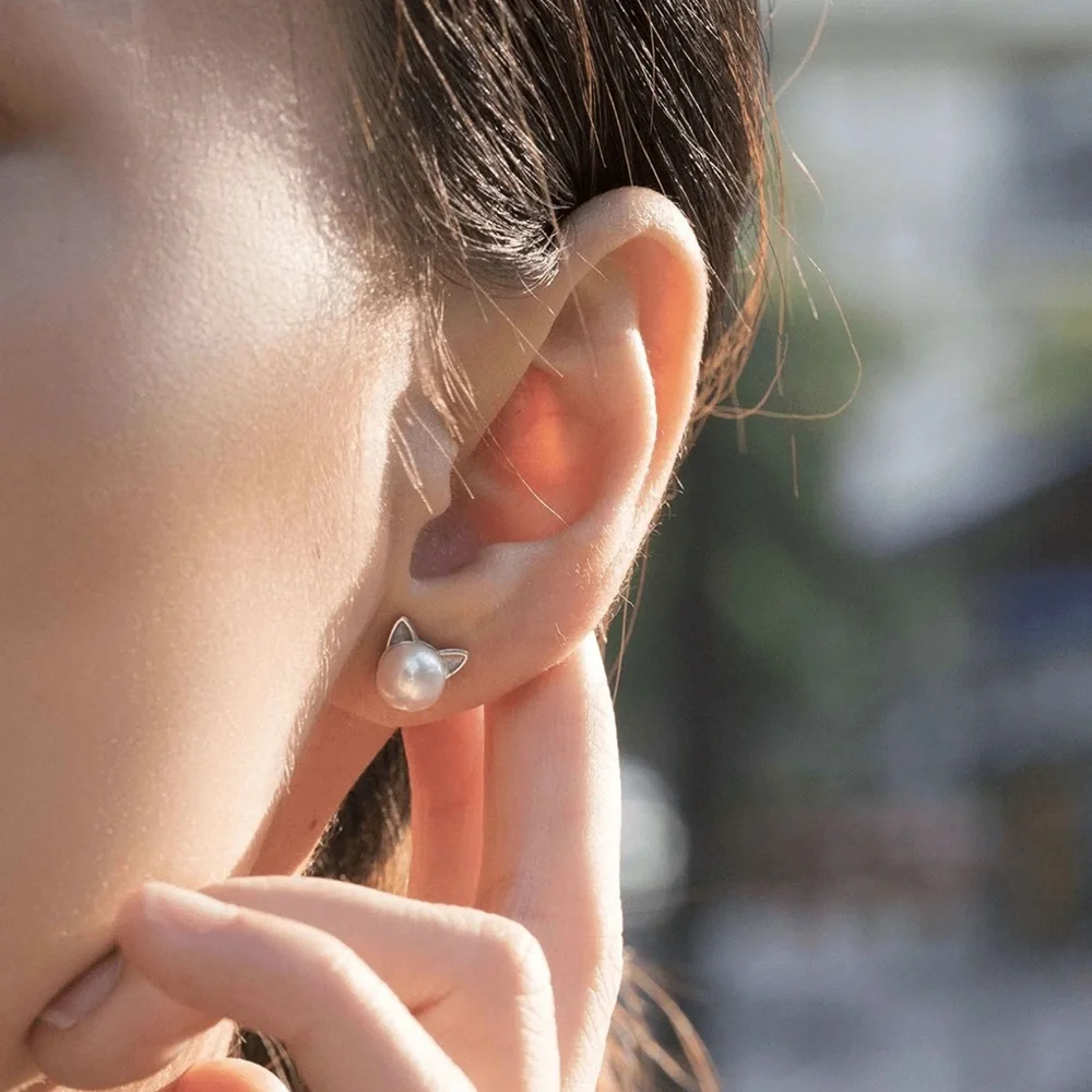 Silver White Cat Faux Pearl Earrings, Cat Earrings, Cat Jewelry, Cat Lover Gift